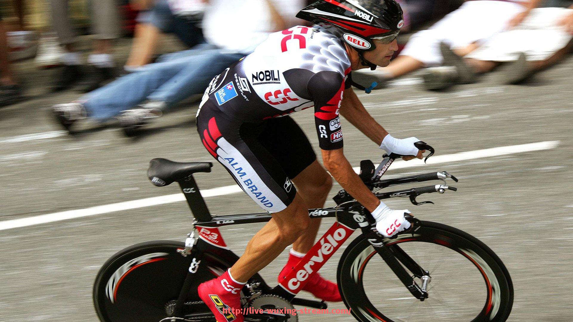 五星体育直播-篮球运动员跳跃能力是否存在训练上限与遗传天赋之间的界限