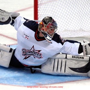 五星体育直播-篮球比赛中高效利用空间与队友配合创造投篮机会的战术设计